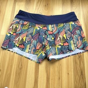 Patagonia New with Tags, Size Medium Board shorts